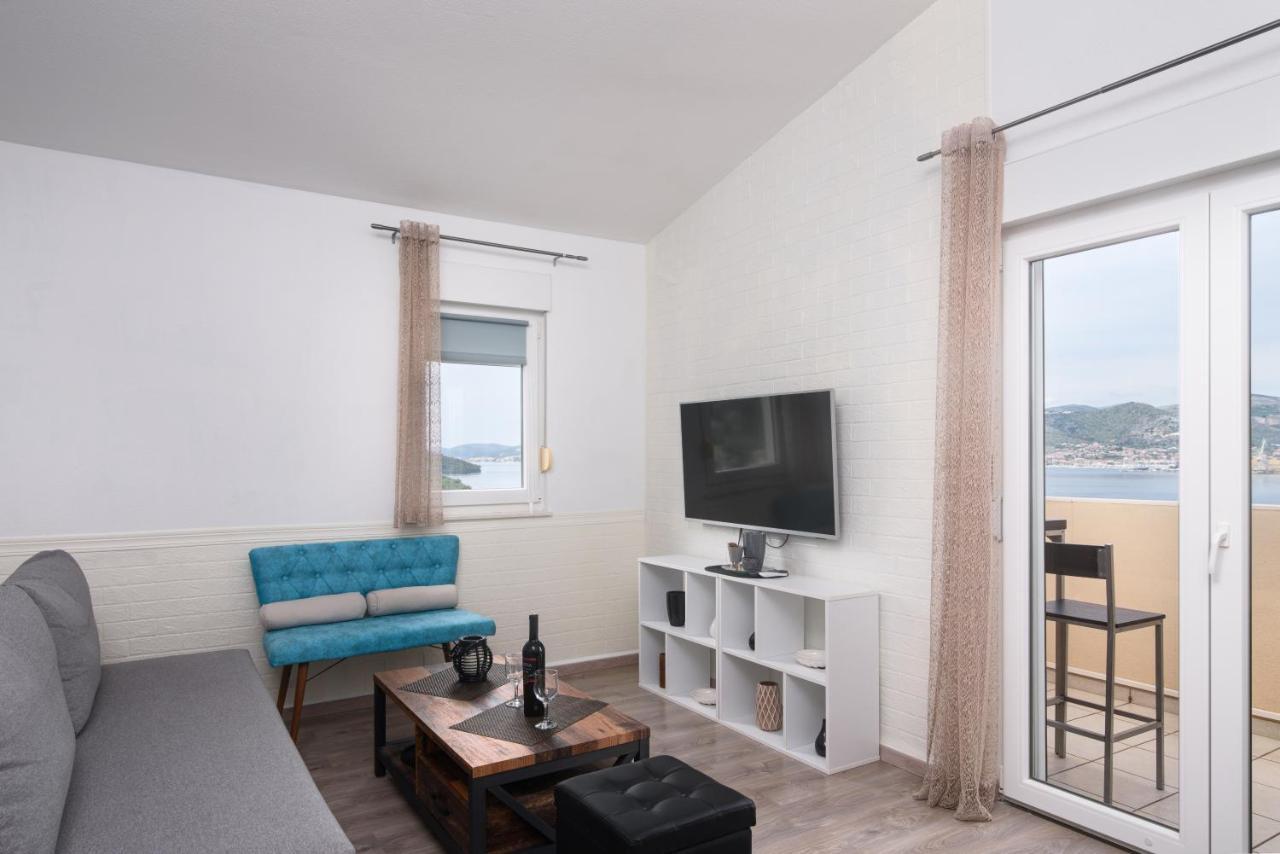 Apartment Kvesic Trogir Zewnętrze zdjęcie