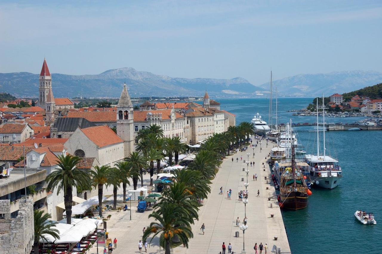 Apartment Kvesic Trogir Zewnętrze zdjęcie